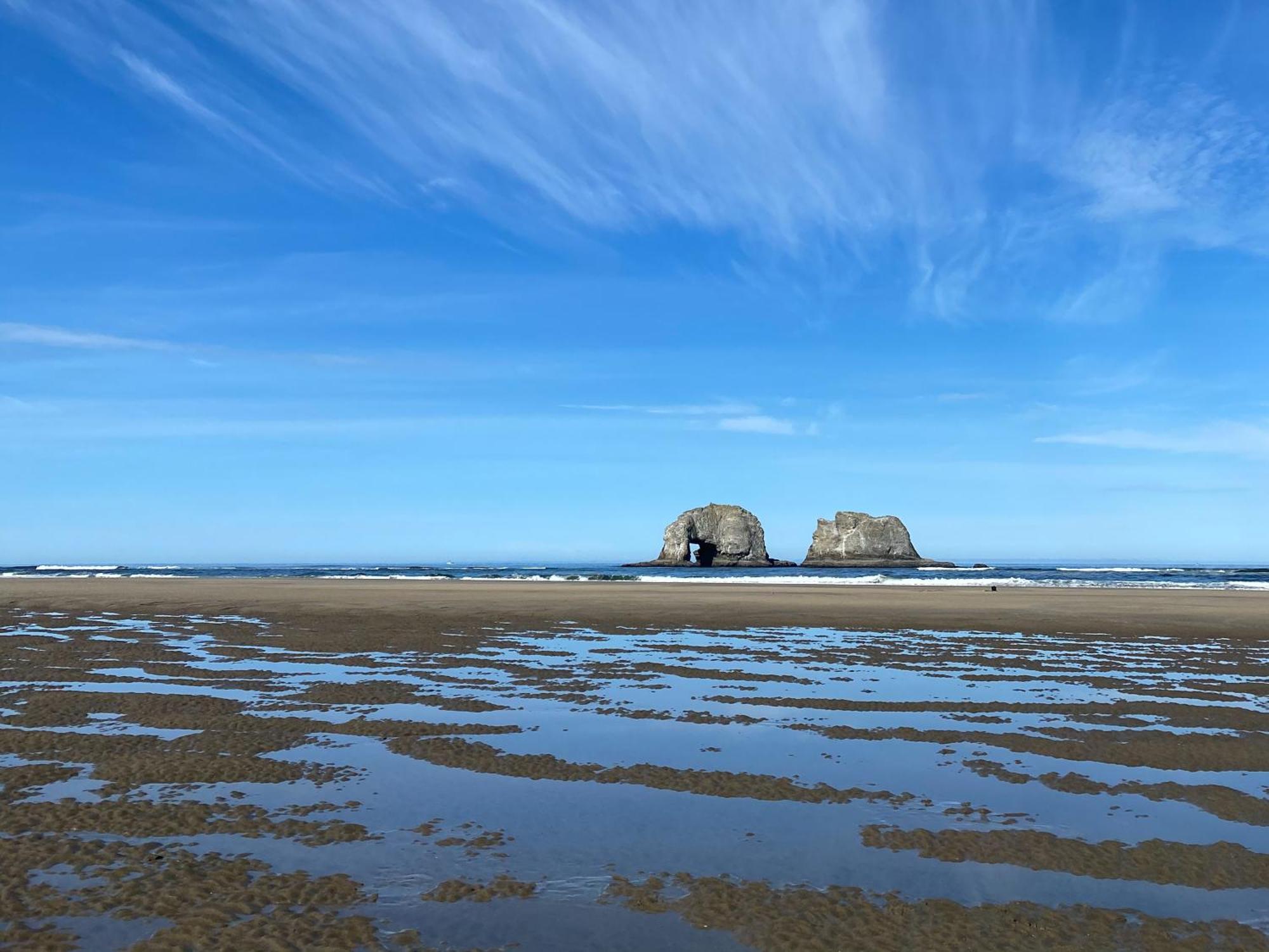 Rockaway Beach Vibes,Waterfront Oceanfront Rockaway Beach House Near Downtown,Wifi, Washer Dryer Bagian luar foto