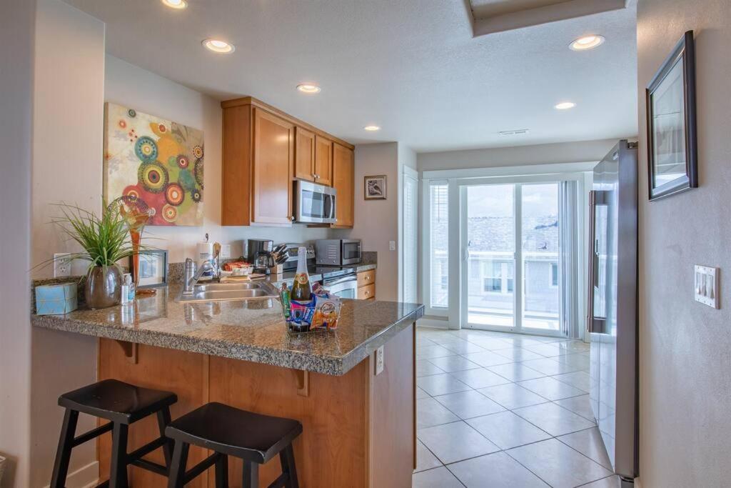 Rockaway Beach Vibes,Waterfront Oceanfront Rockaway Beach House Near Downtown,Wifi, Washer Dryer Bagian luar foto